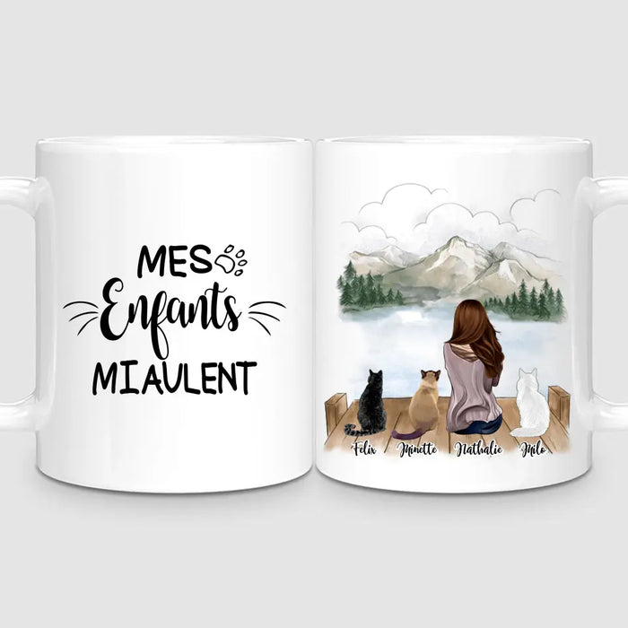 Femme & jusqu'à 3 Chats | Mug Personnalisé