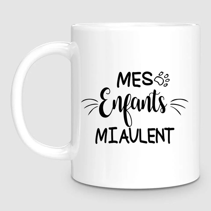 Femme & jusqu'à 3 Chats | Mug Personnalisé