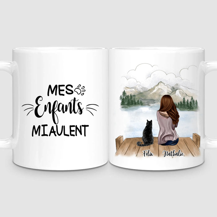 Femme & jusqu'à 3 Chats | Mug Personnalisé
