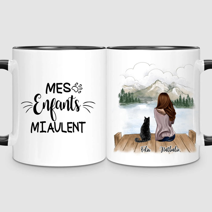 Femme & jusqu'à 3 Chats | Mug Personnalisé