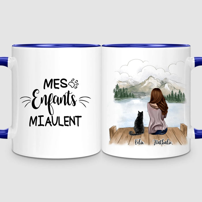 Femme & jusqu'à 3 Chats | Mug Personnalisé